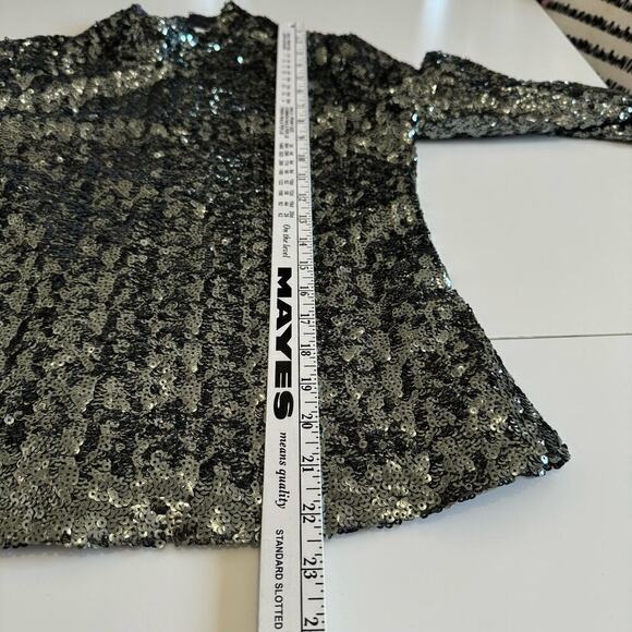 ALEXIS‎ Sequin Top Long Sleeve Blouse Gunmetal Silver Size L - Picture 10 of 10